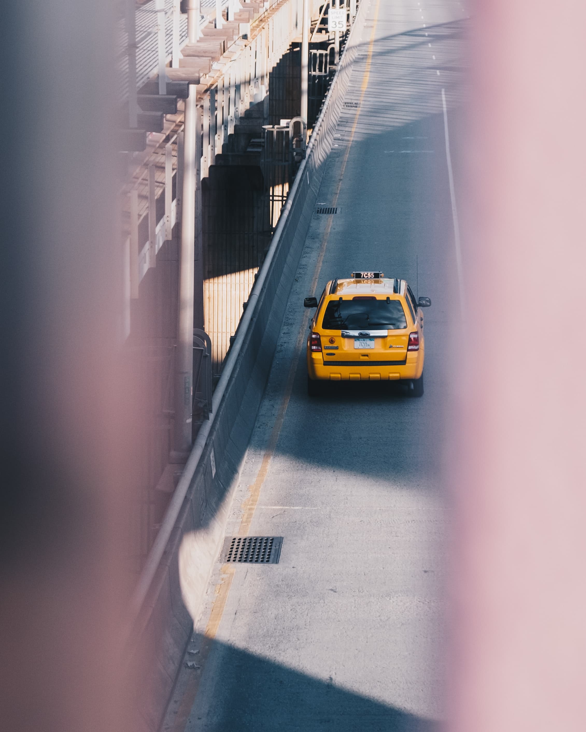 MIT DEM TAXI